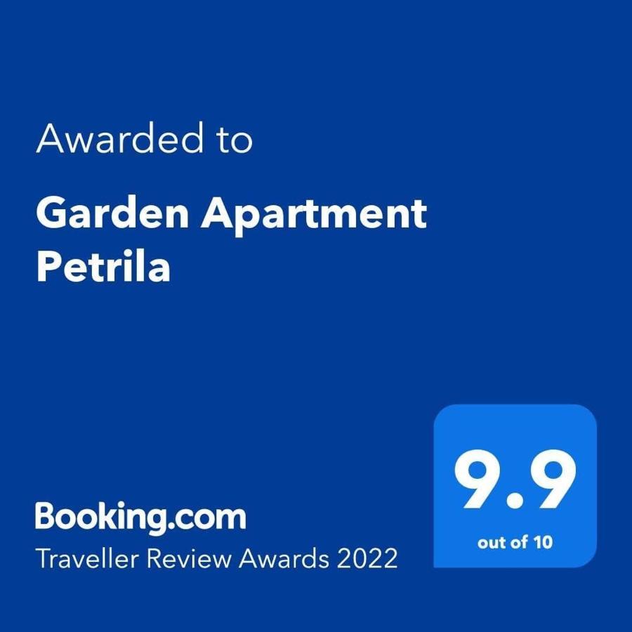Garden Apartament Petrila Екстериор снимка