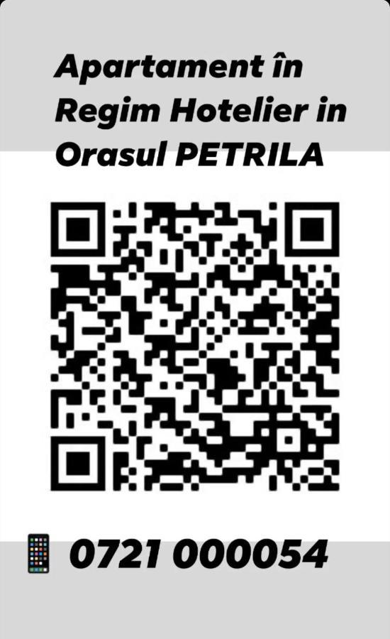 Garden Apartament Petrila Екстериор снимка